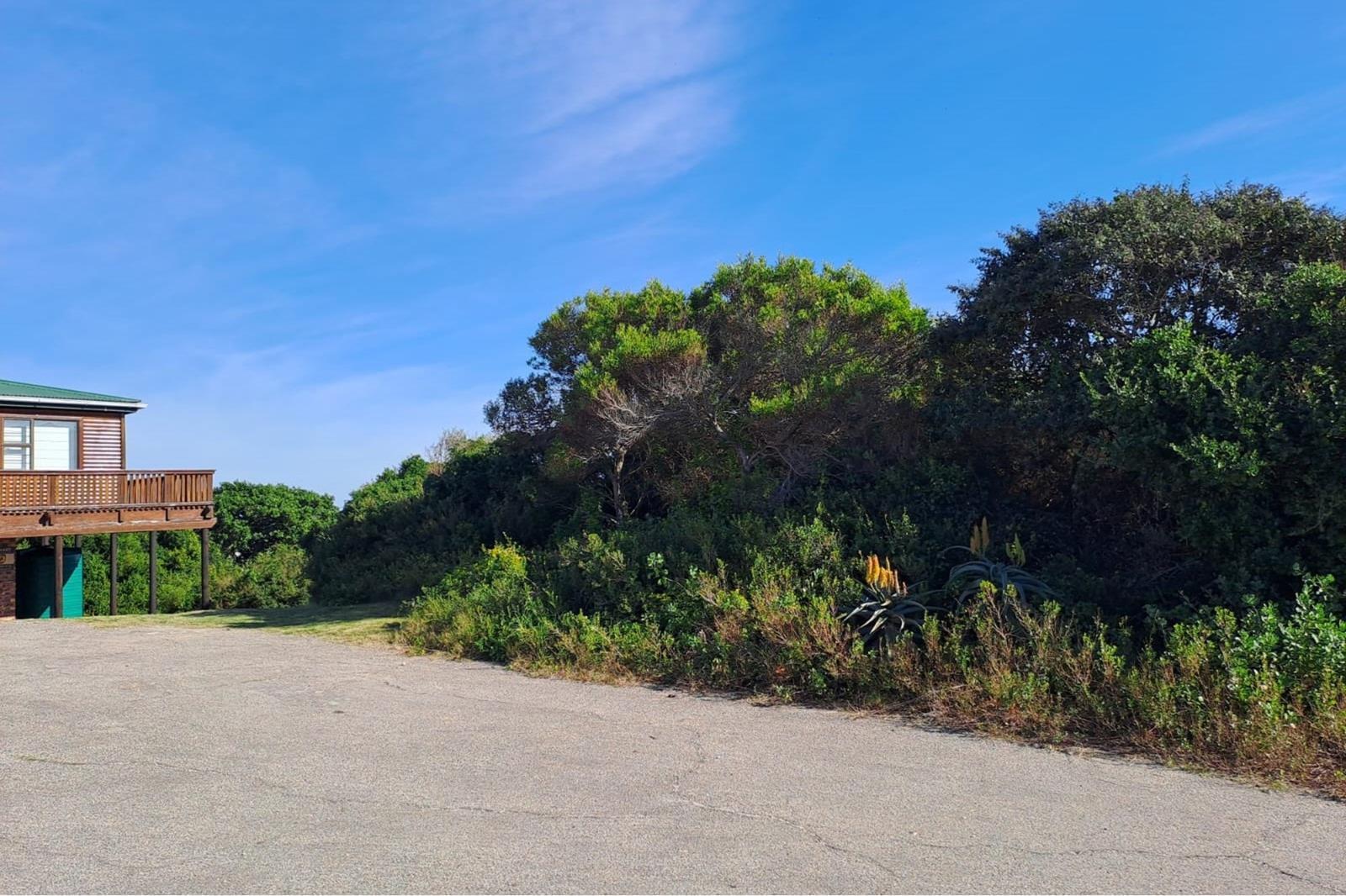 588 m² Land available in Aston Bay