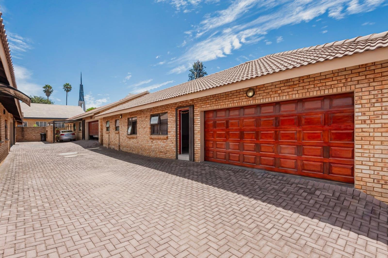 3 Bedroom House in New Redruth