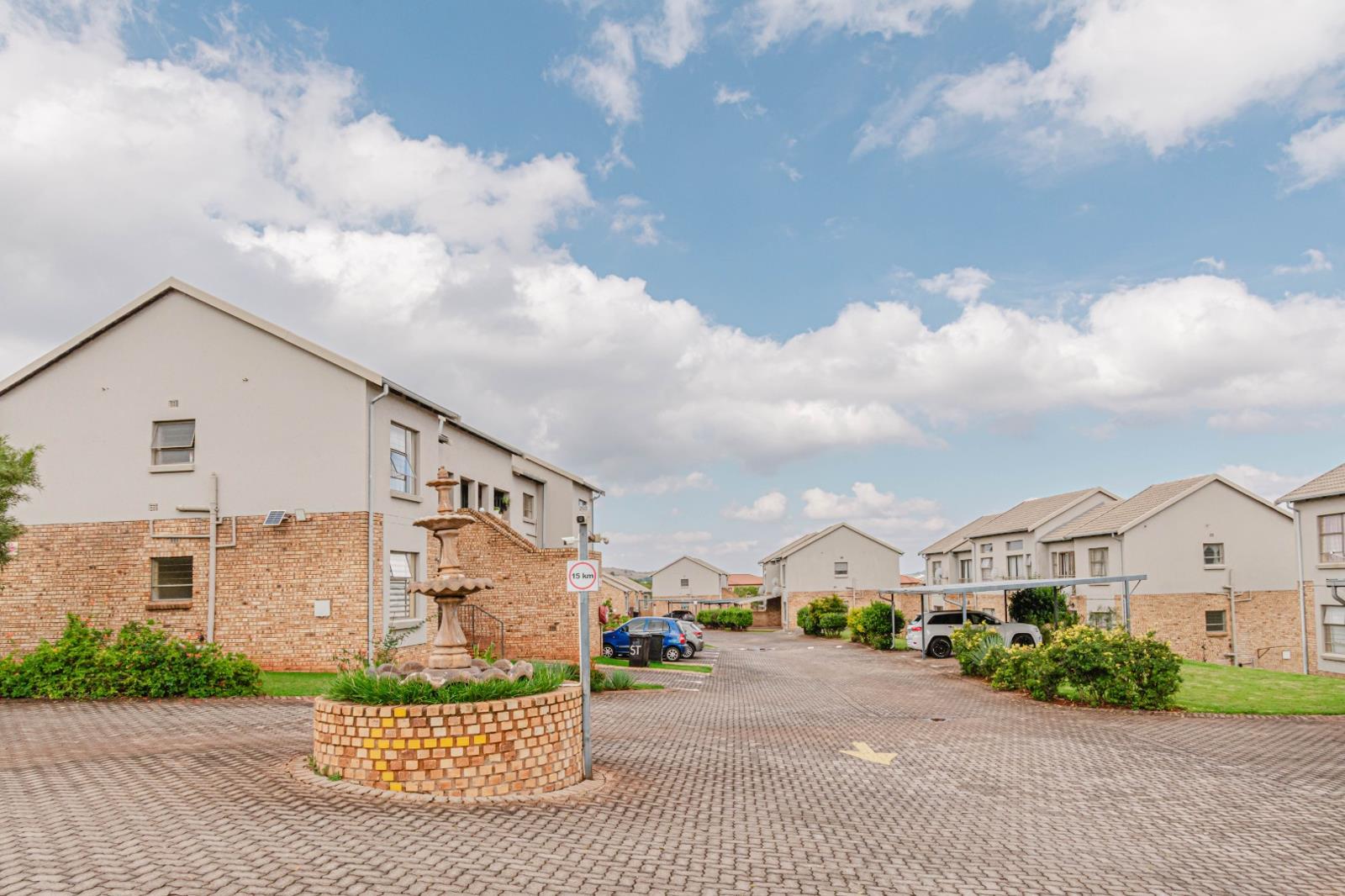 2 Bedroom Apartment in Noordheuwel