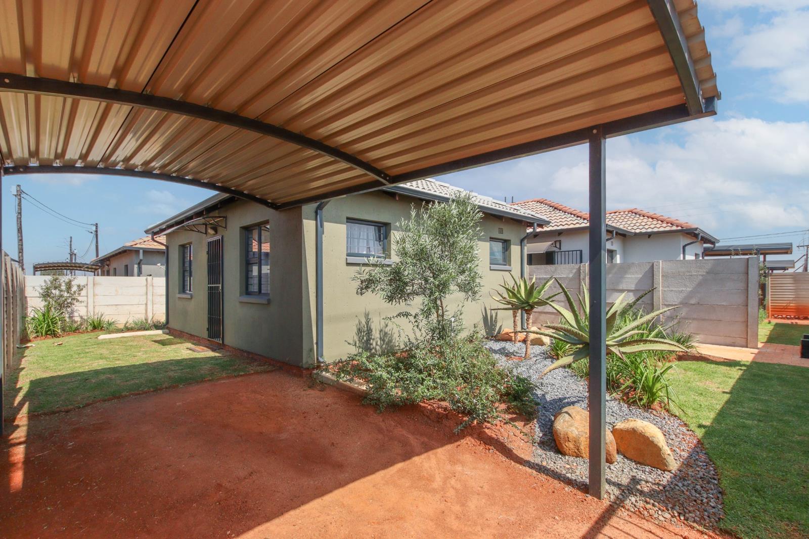 3 Bedroom House in Chiawelo