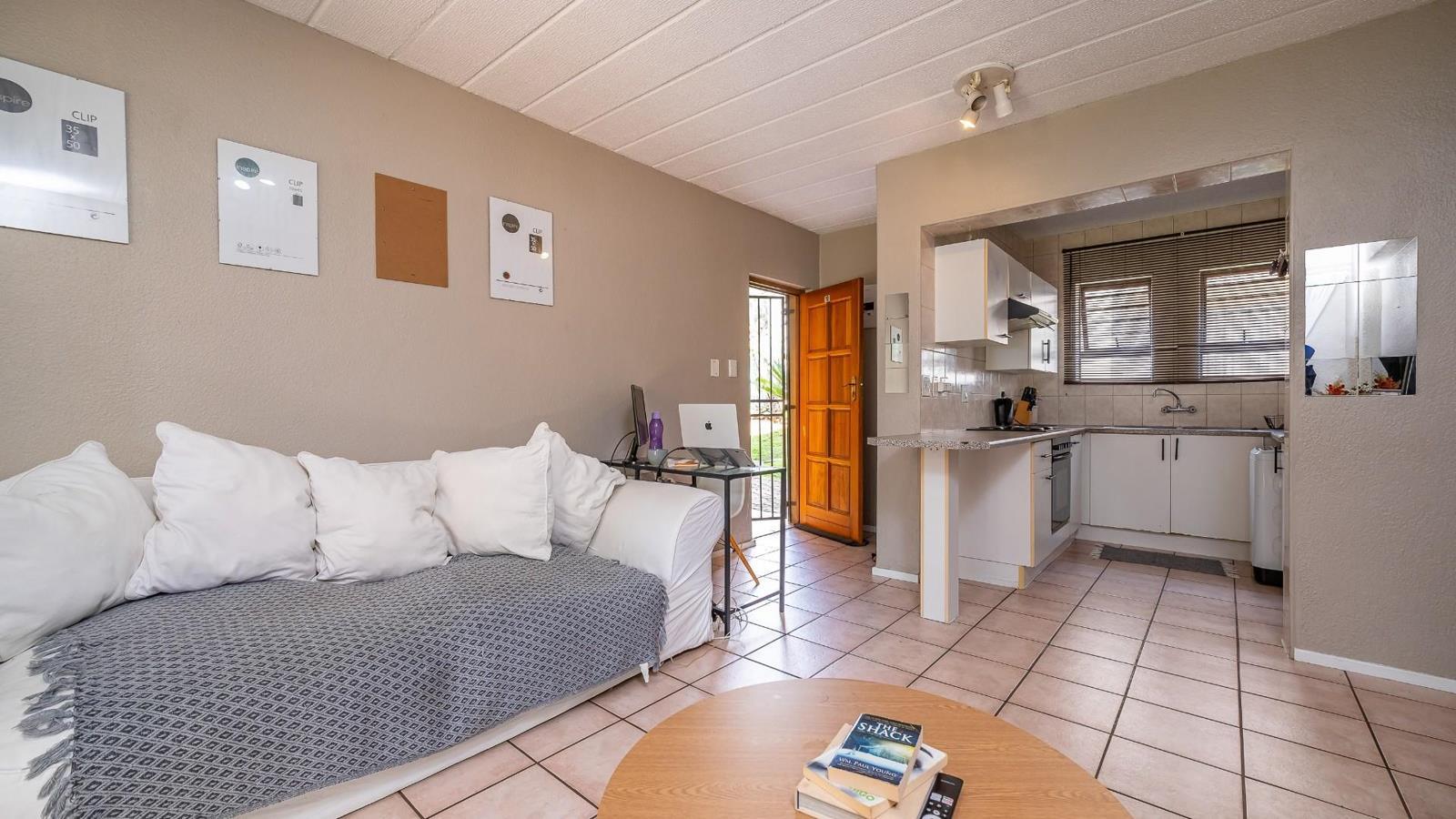 1 Bedroom Townhouse in Waterford Estates