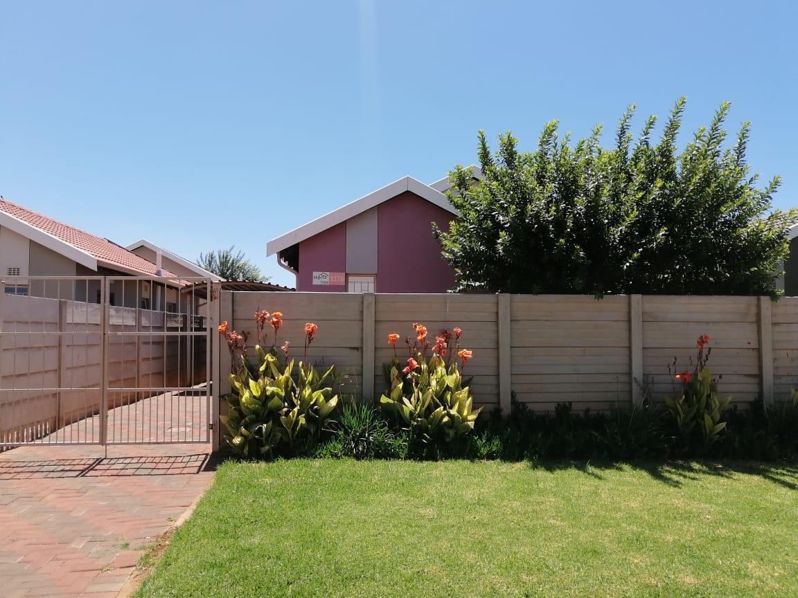 3 Bedroom House in Sky City
