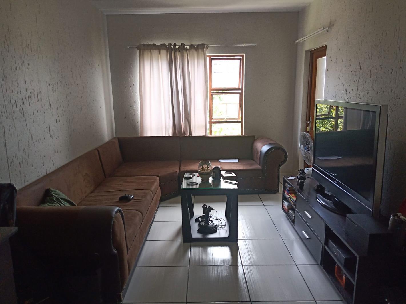 2 Bedroom Apartment in Paulshof