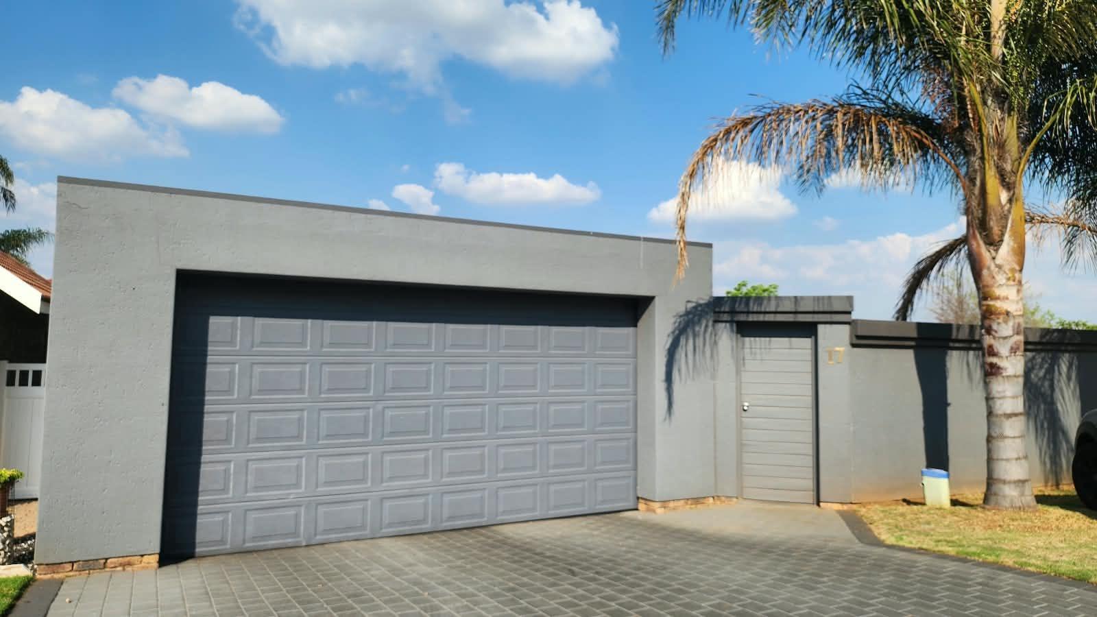2 Bedroom House in Blue Gill Estate