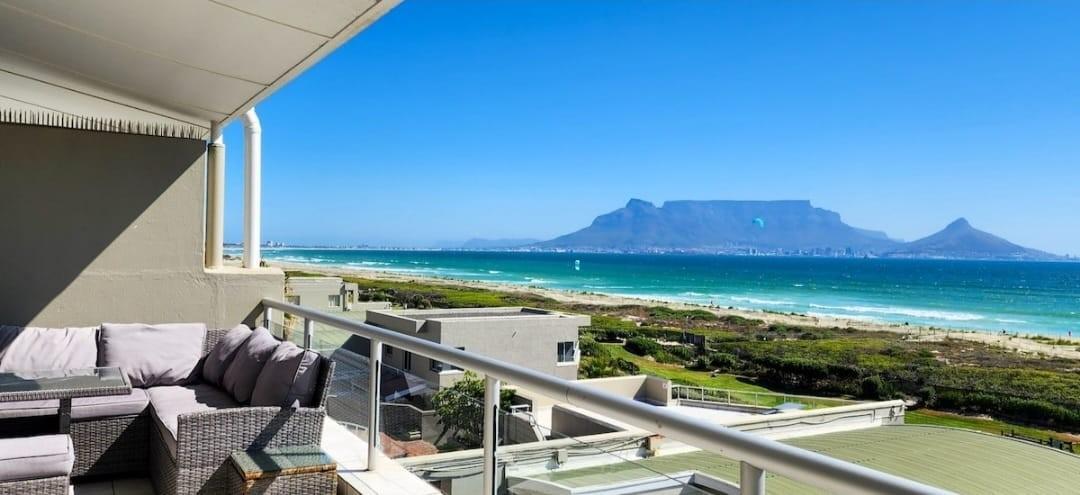 2 Bedroom Apartment in Bloubergstrand
