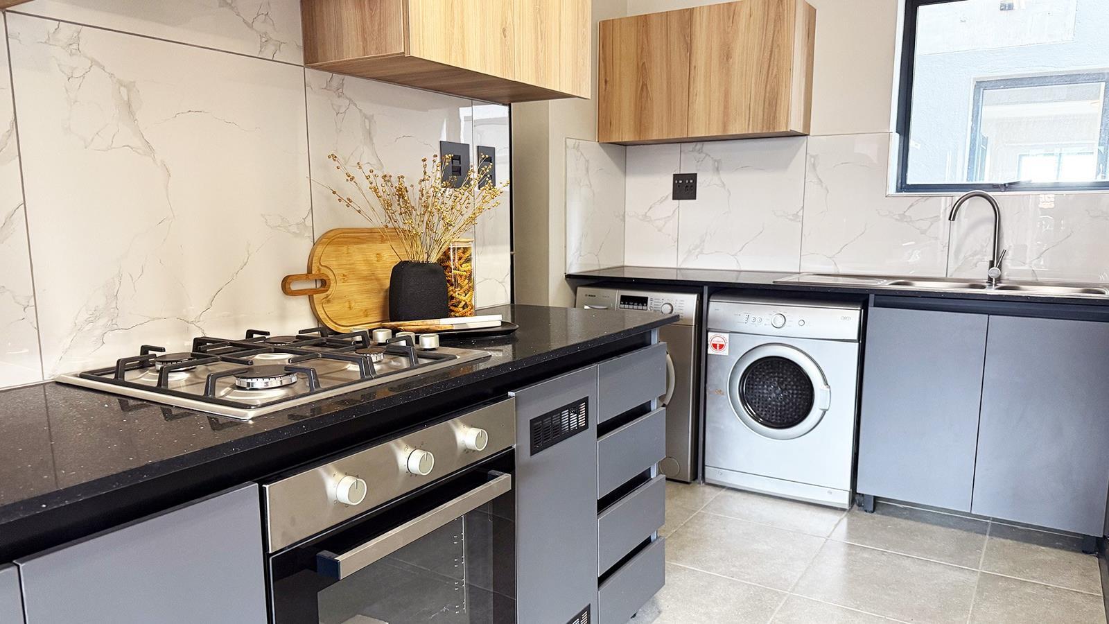 3 Bedroom Apartment in Helderfontein Estate