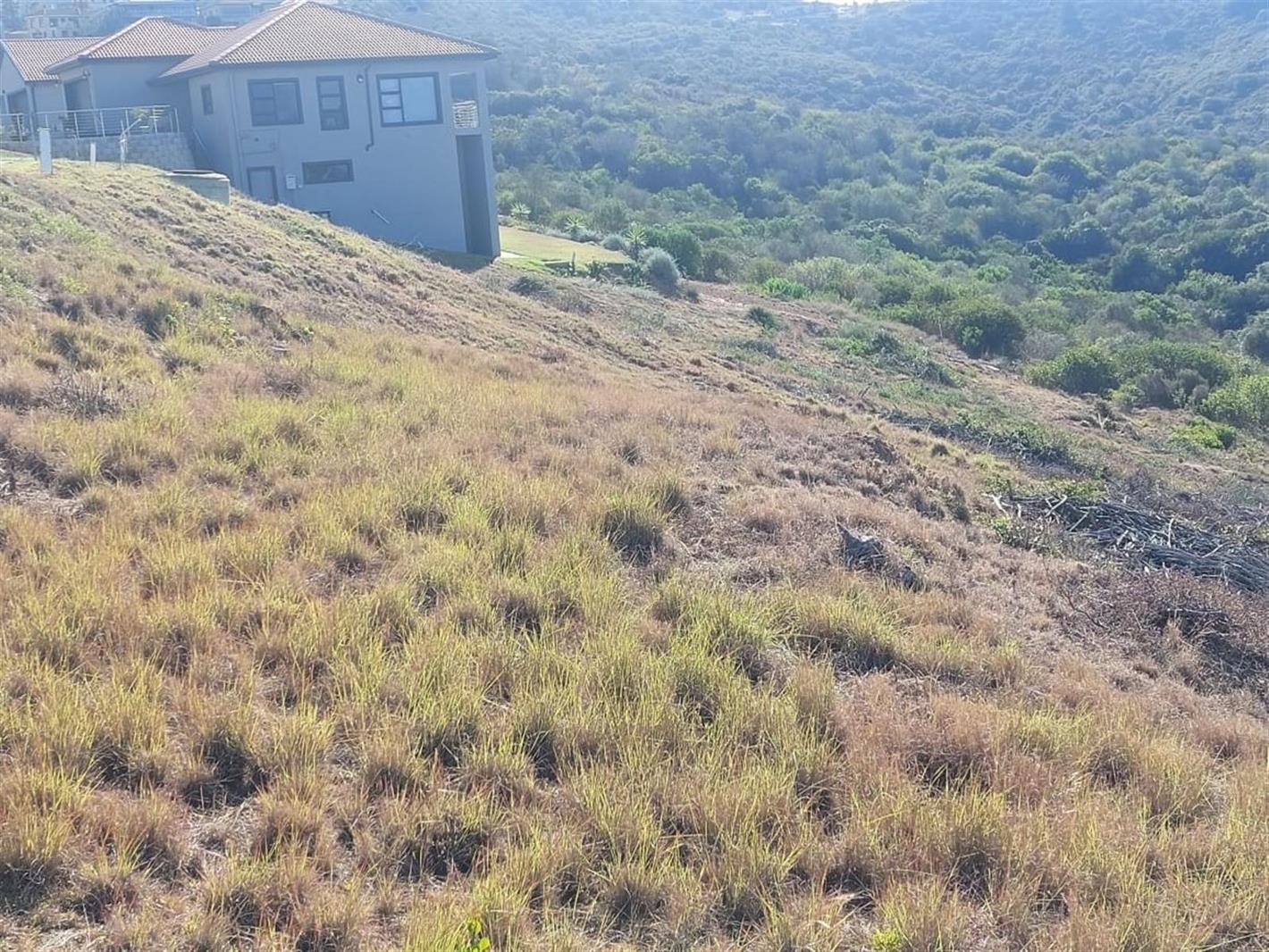 823 m² Land available in Great Brak River