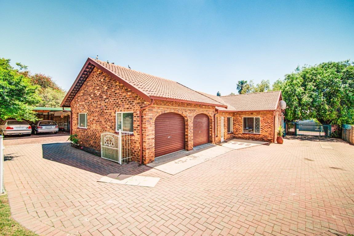 4 Bedroom House in Birch Acres