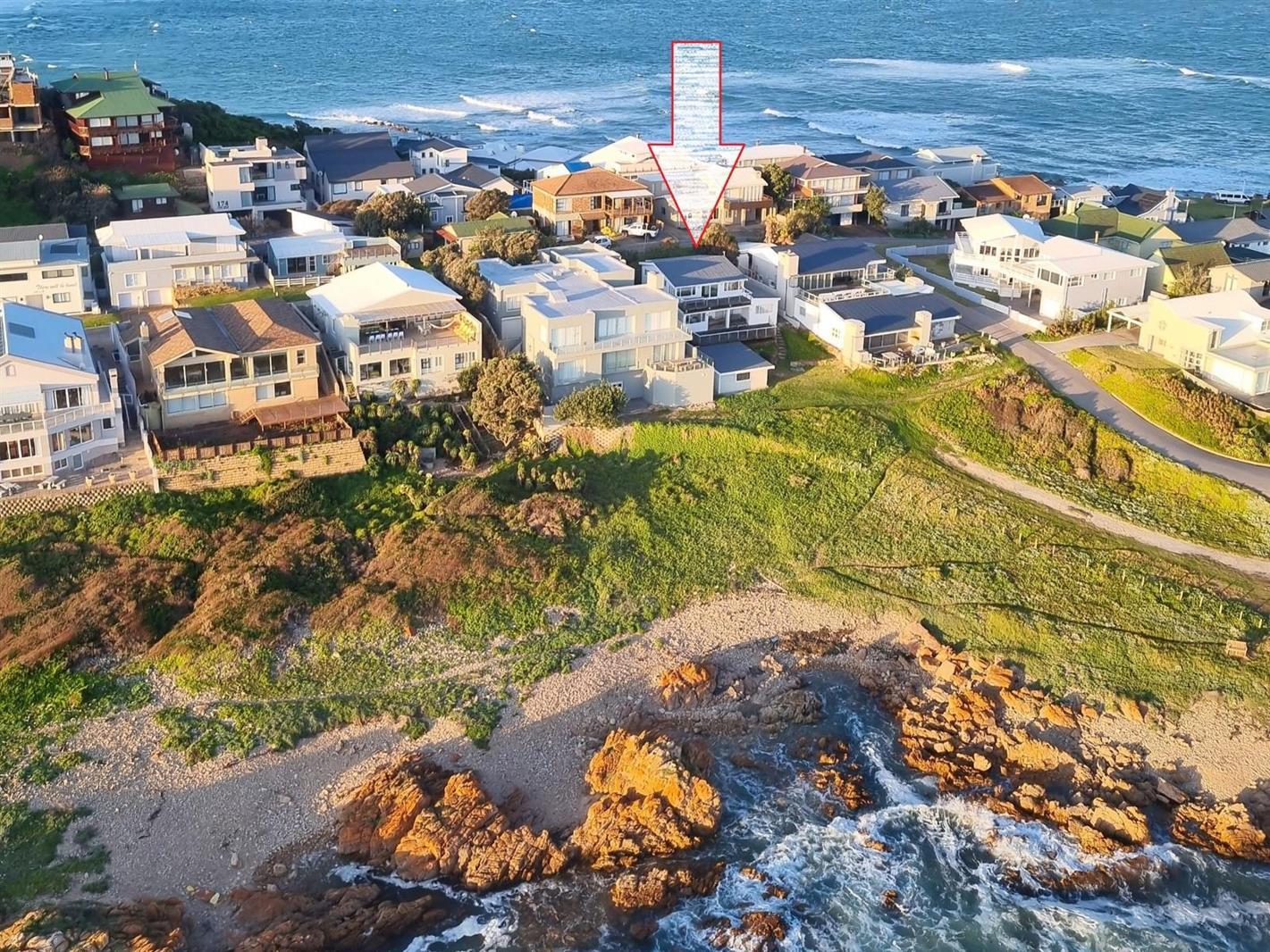 7 Bedroom House in Buffels Bay