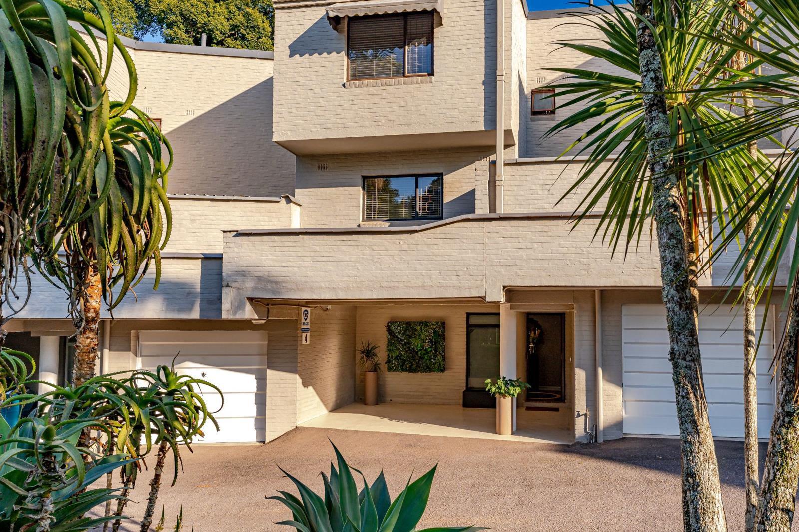 3 Bedroom Townhouse in Kloof