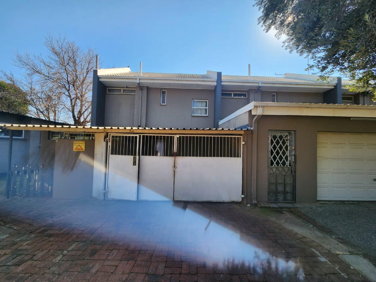 2 Bedroom Apartment in Potchefstroom Central