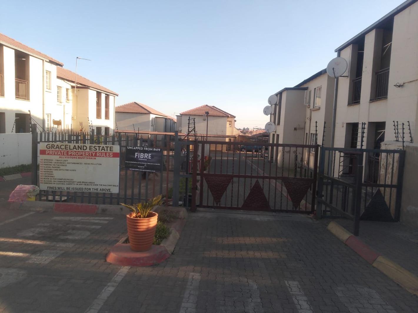 2 Bedroom Townhouse in Germiston Central