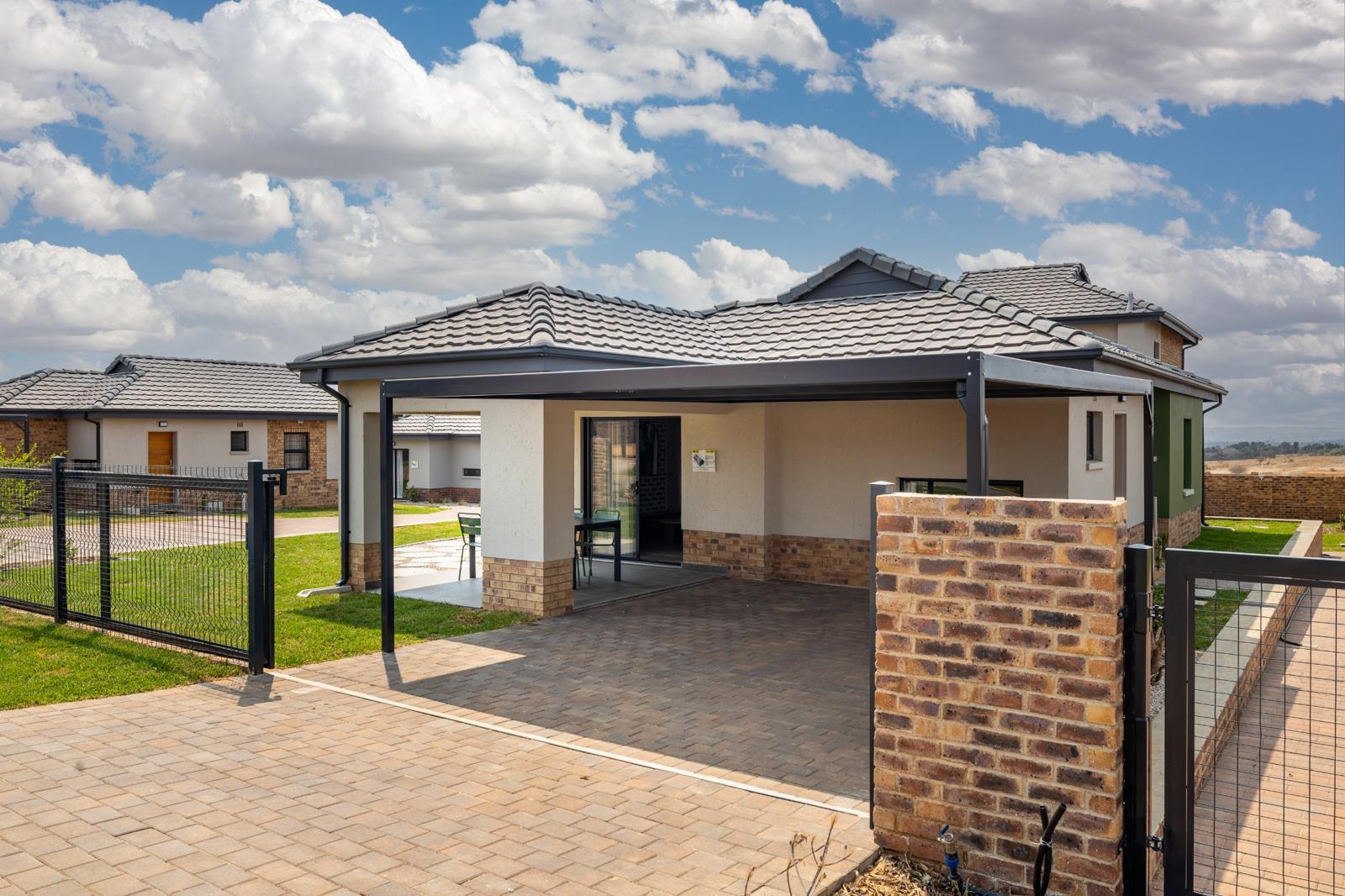 3 Bedroom House in Lion Pride