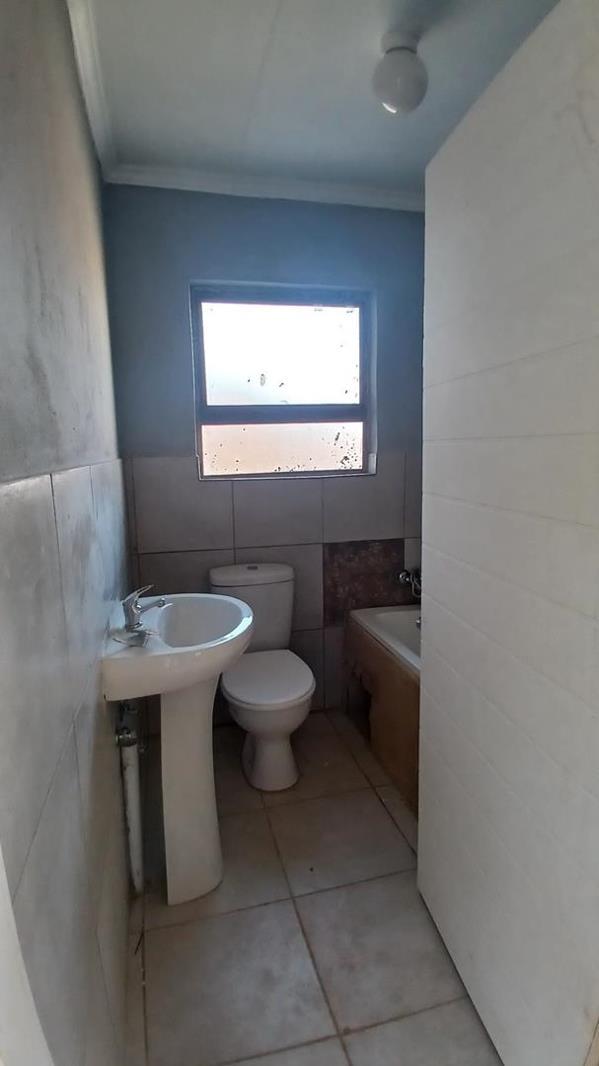 2 Bedroom House in Mabopane Unit S