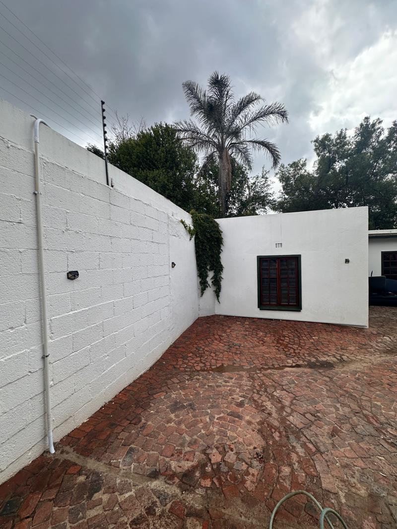 1 Bedroom Garden Cottage in Melville