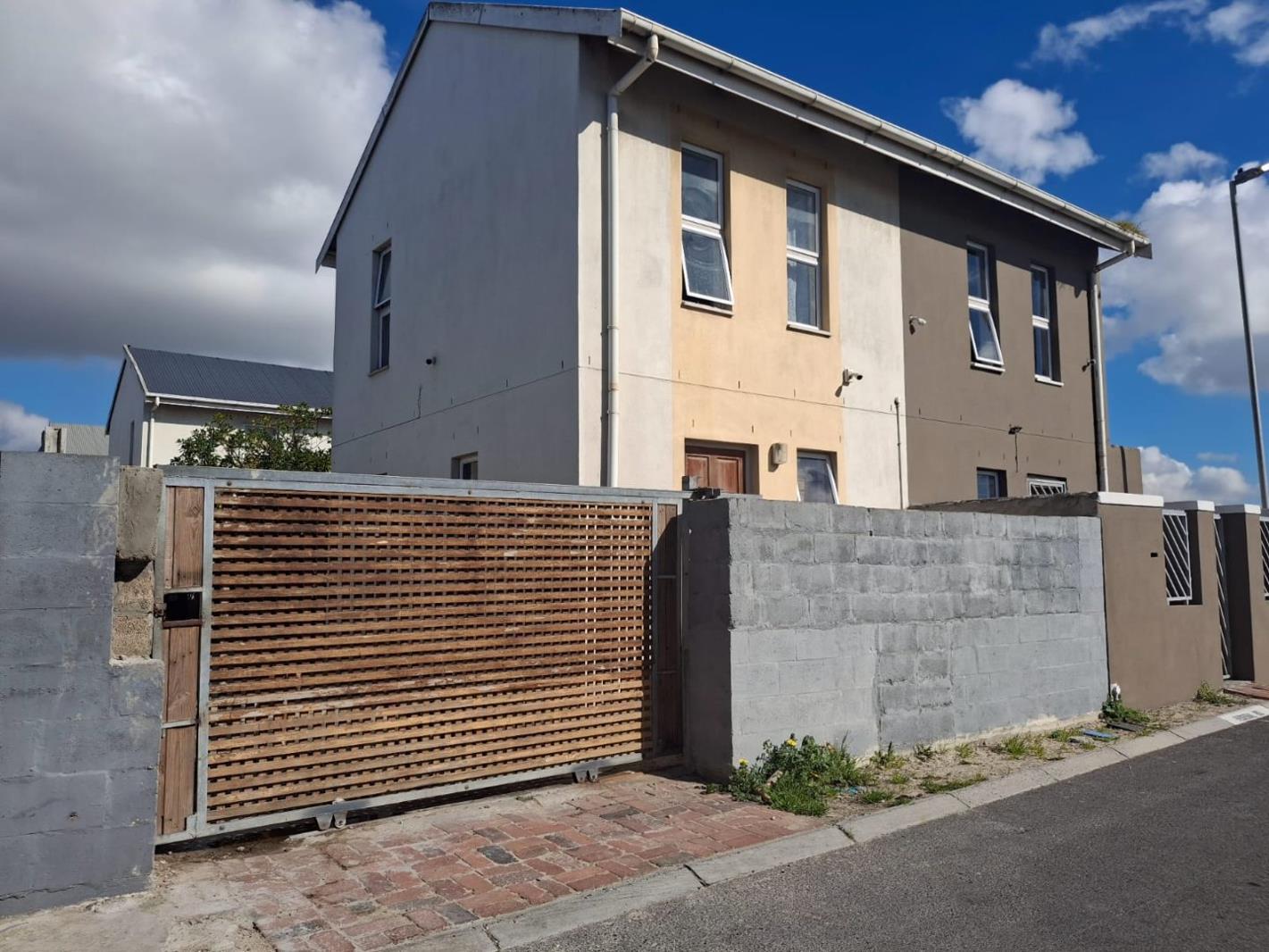 2 Bedroom House in Mitchells Plain