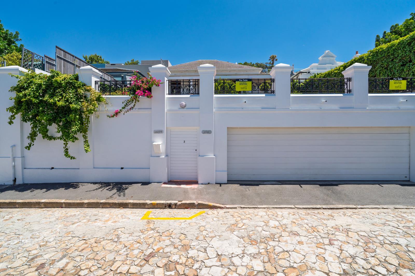 4 Bedroom House in De Waterkant