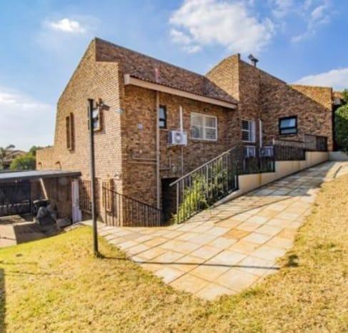 4 Bedroom House in Bassonia