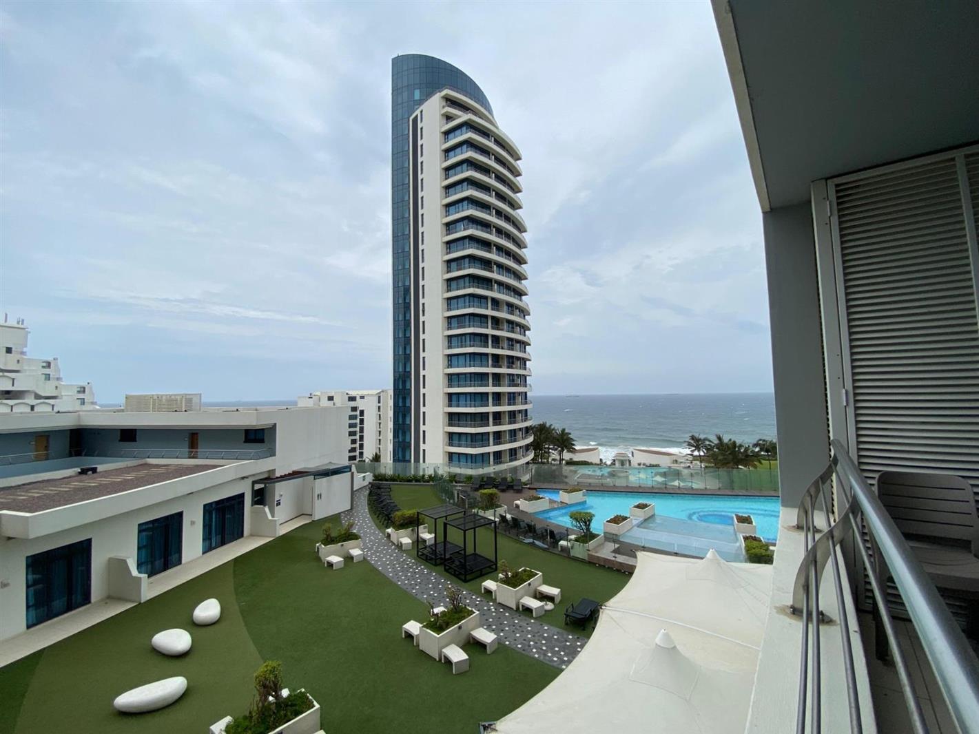 2 Bedroom Apartment in Umhlanga Rocks