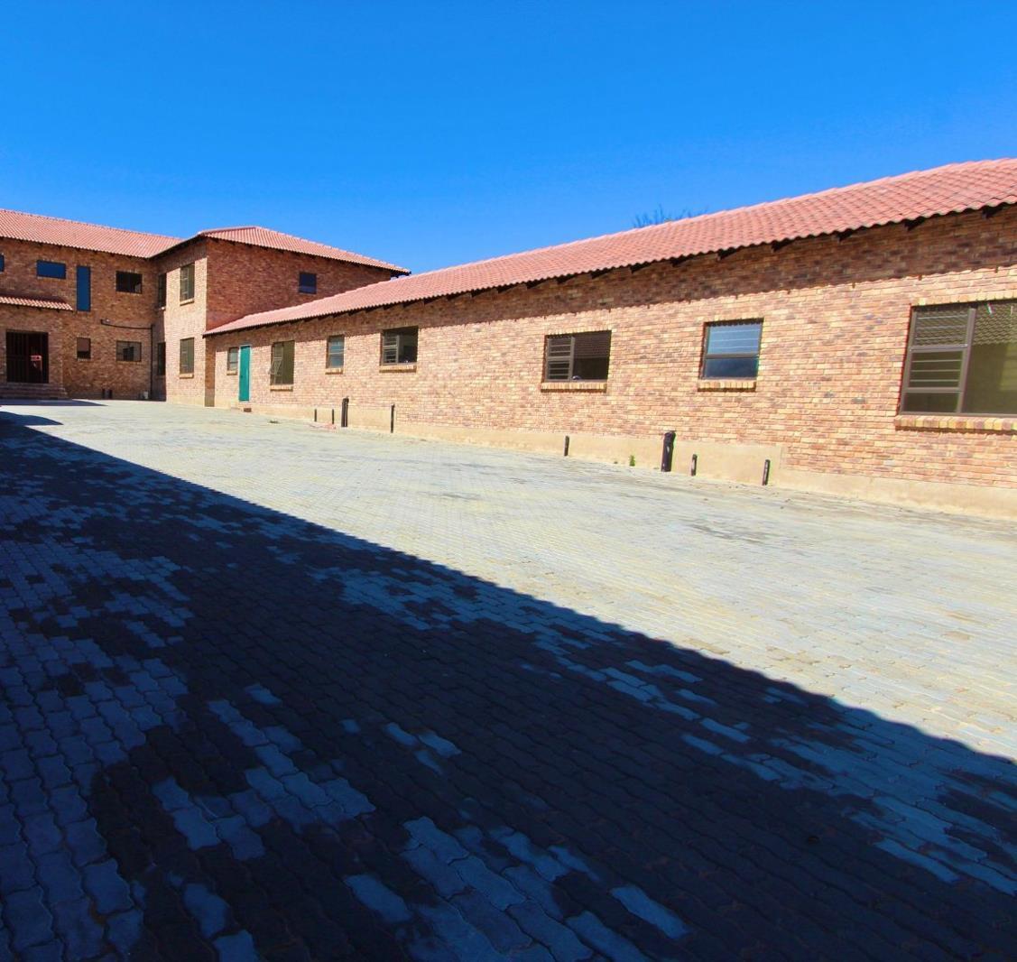 2 Bedroom House in Glen Austin AH