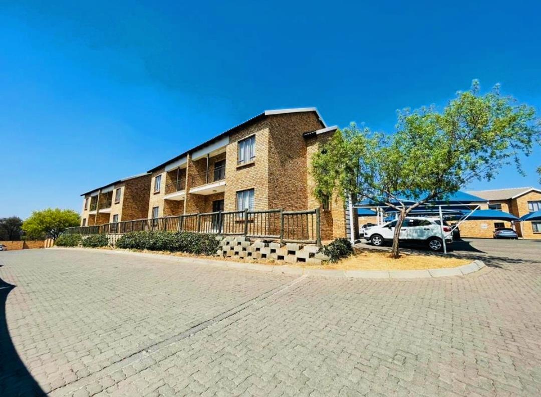 2 Bedroom Townhouse in Southcrest