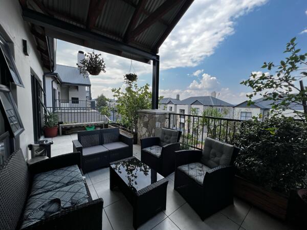 2 Bedroom Apartment in The Polofields