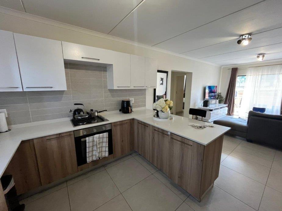 2 Bedroom Apartment in Greenstone Hill