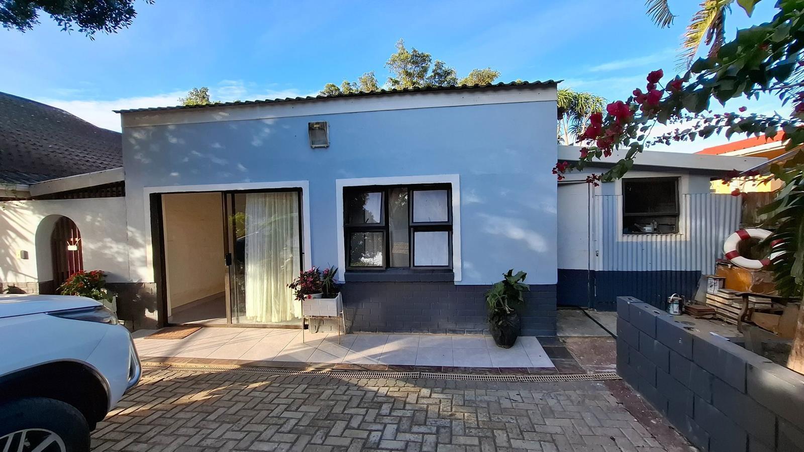 2 Bedroom House in East Bank