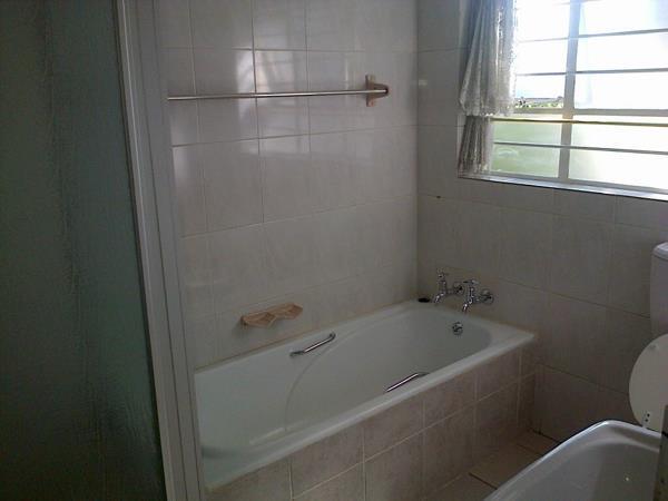 1 Bedroom Garden Cottage in Aston Manor
