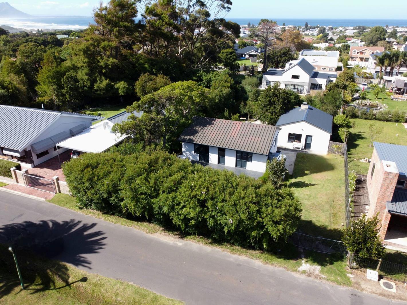 2 Bedroom House in Kleinmond