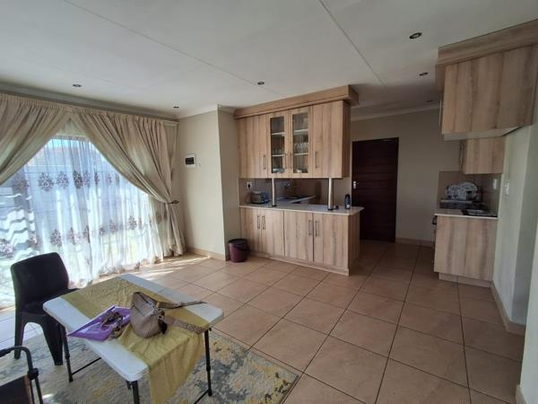 3 Bedroom House in Albertsdal