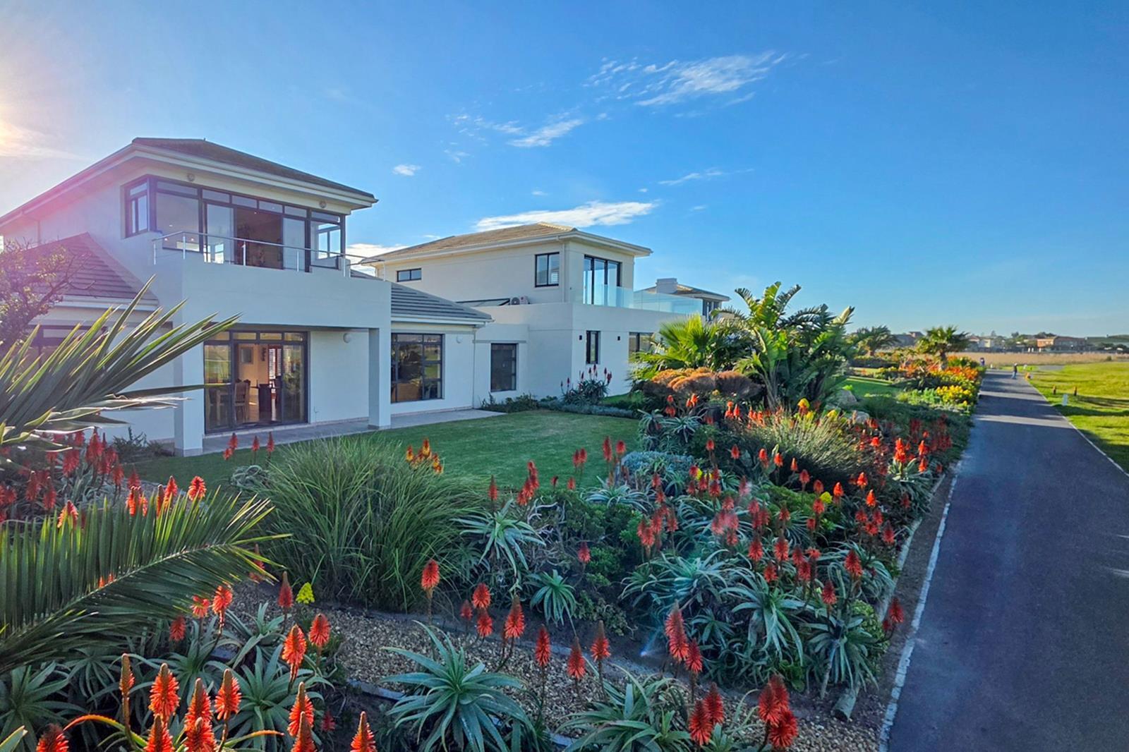 4 Bedroom House in Sunset Links