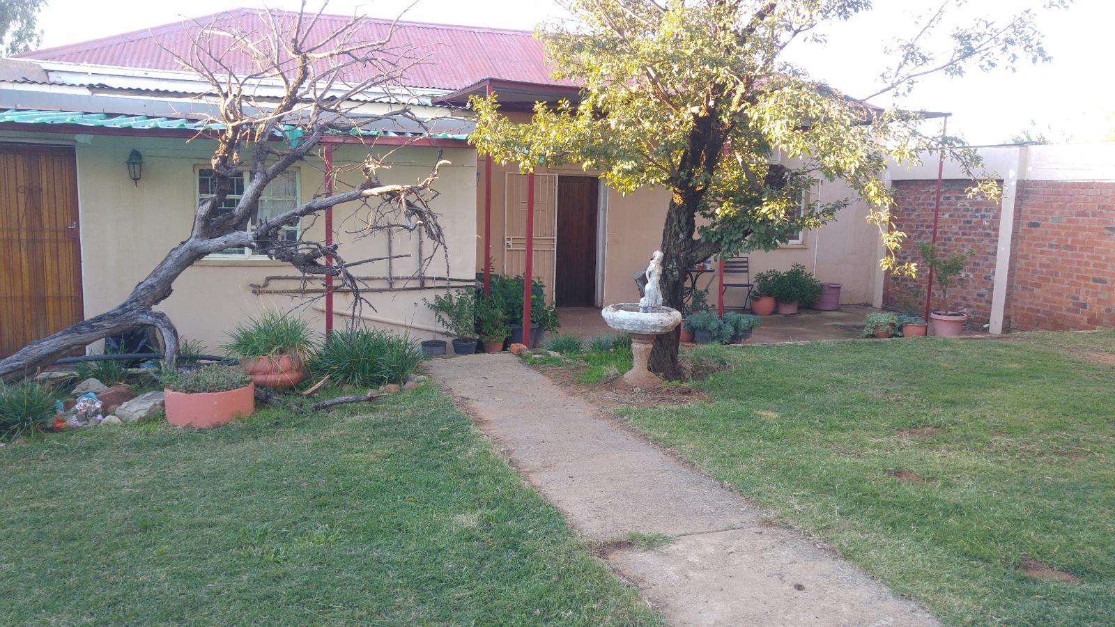 1 Bedroom House in Reddersburg