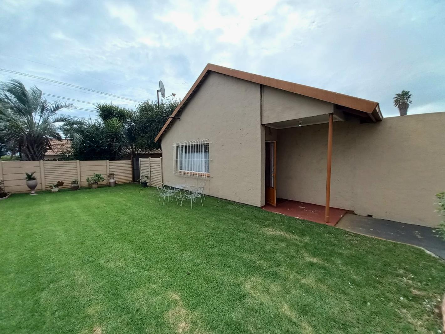 3 Bedroom House in Klopperpark