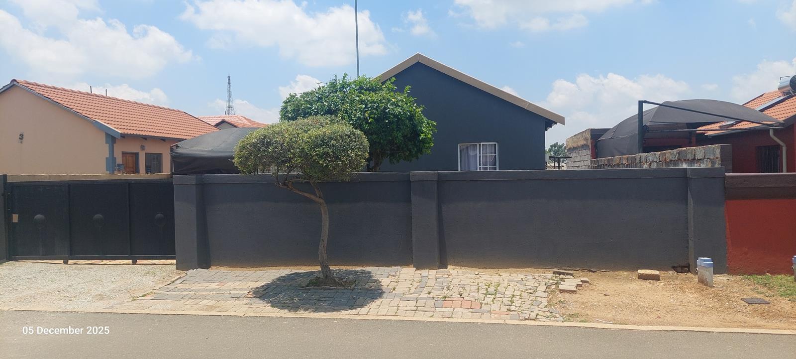2 Bedroom House in Springs Central