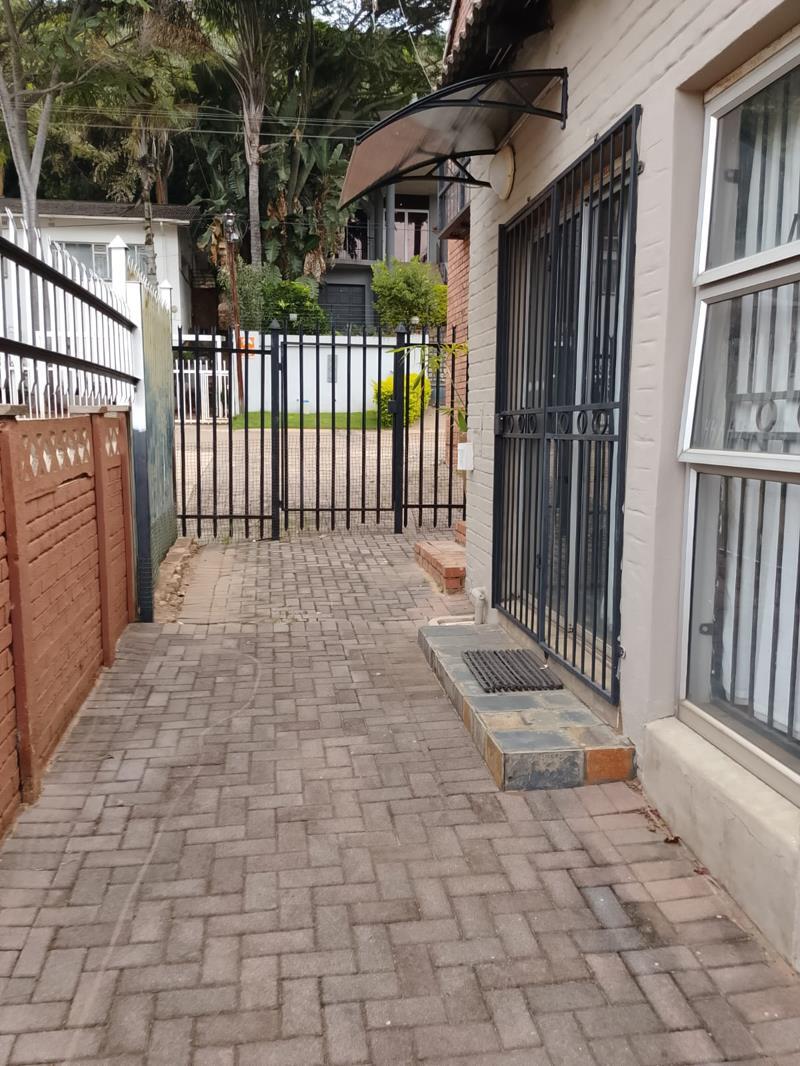 1 Bedroom Garden Cottage in Riviera