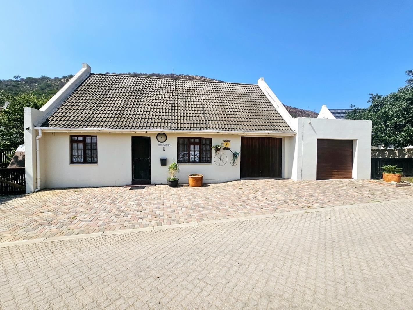 3 Bedroom House in Mossel Bay Central