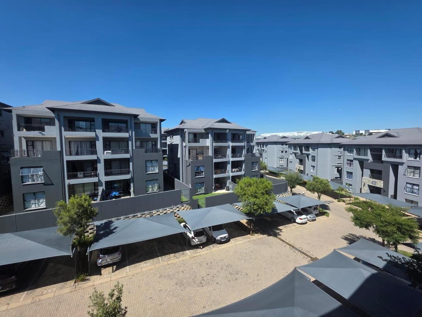 1 Bedroom Apartment in Modderfontein