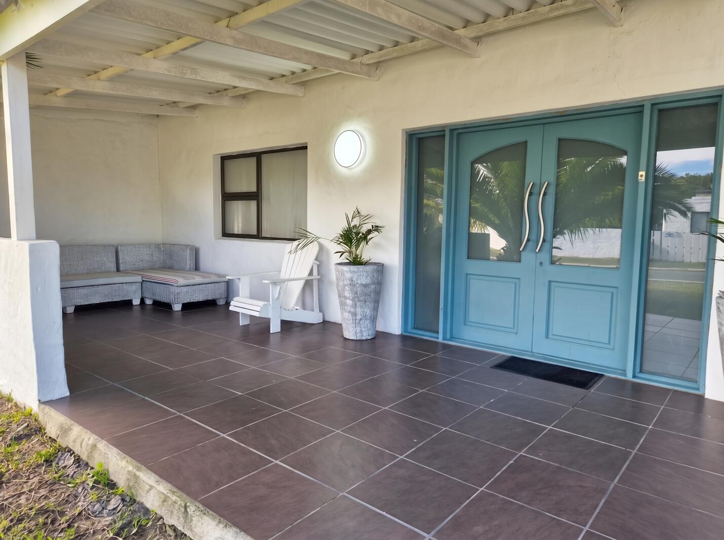 6 Bedroom House in Struisbaai