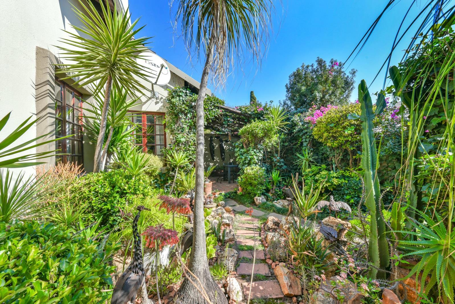 4 Bedroom Townhouse in Rivonia