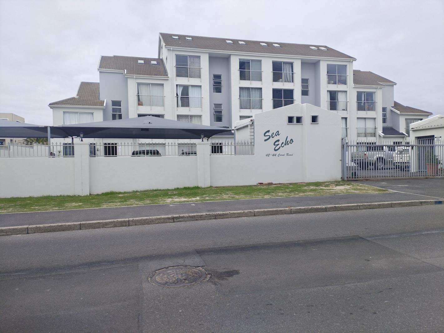 1 Bedroom Apartment in Table View