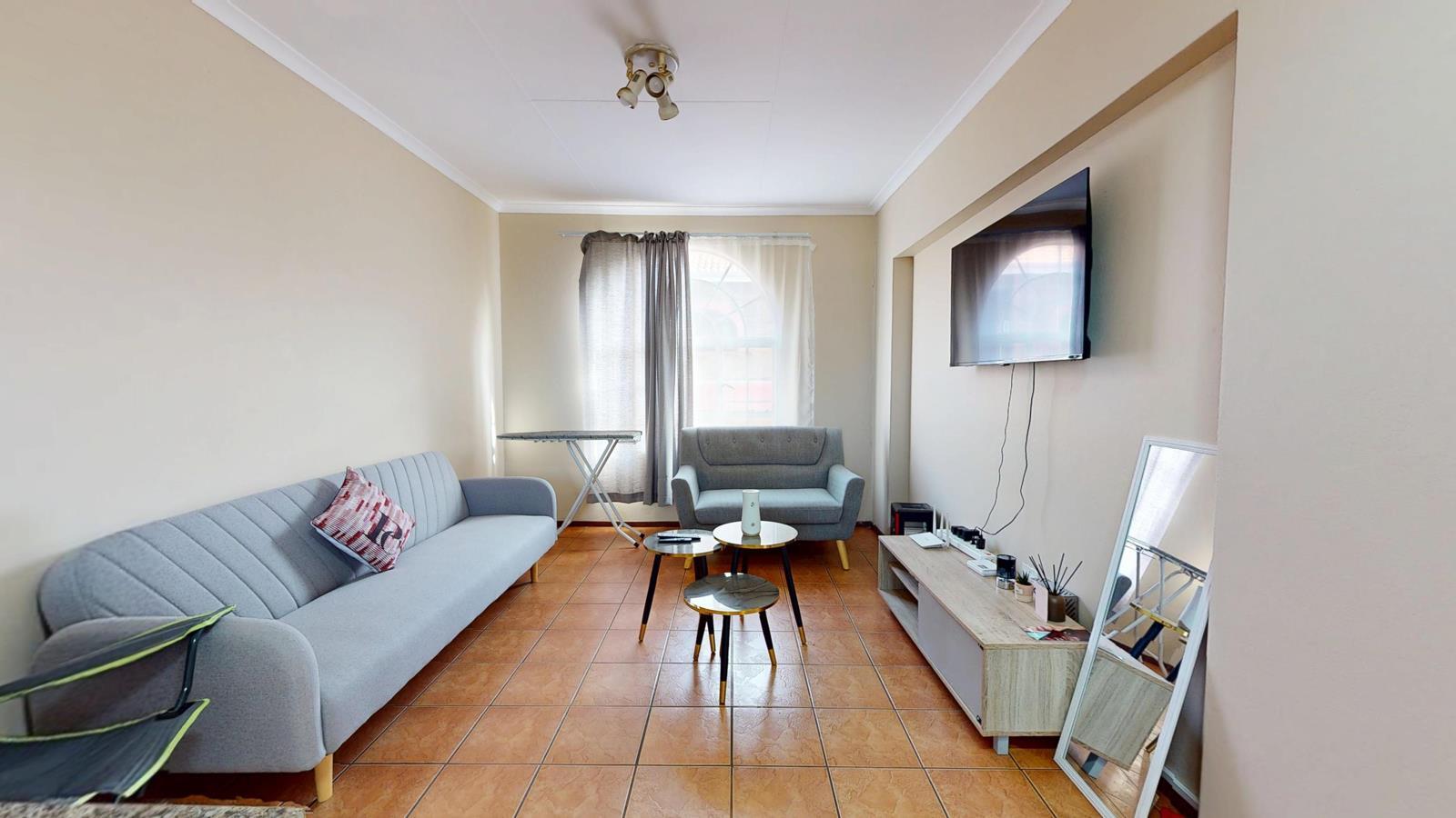 1 Bedroom Apartment in Ravenswood