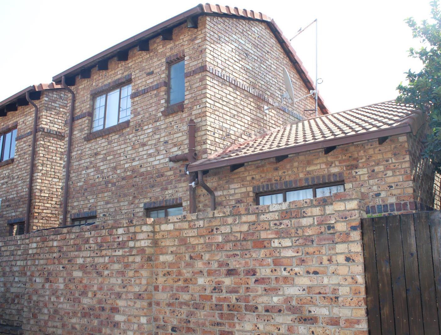 2 Bedroom Townhouse in Highveld