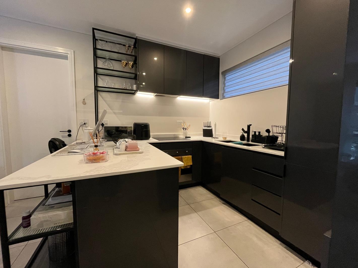 2 Bedroom Apartment in Hyde Park