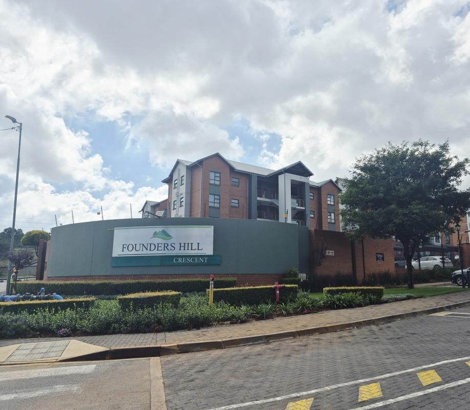 3 Bedroom Apartment in Modderfontein