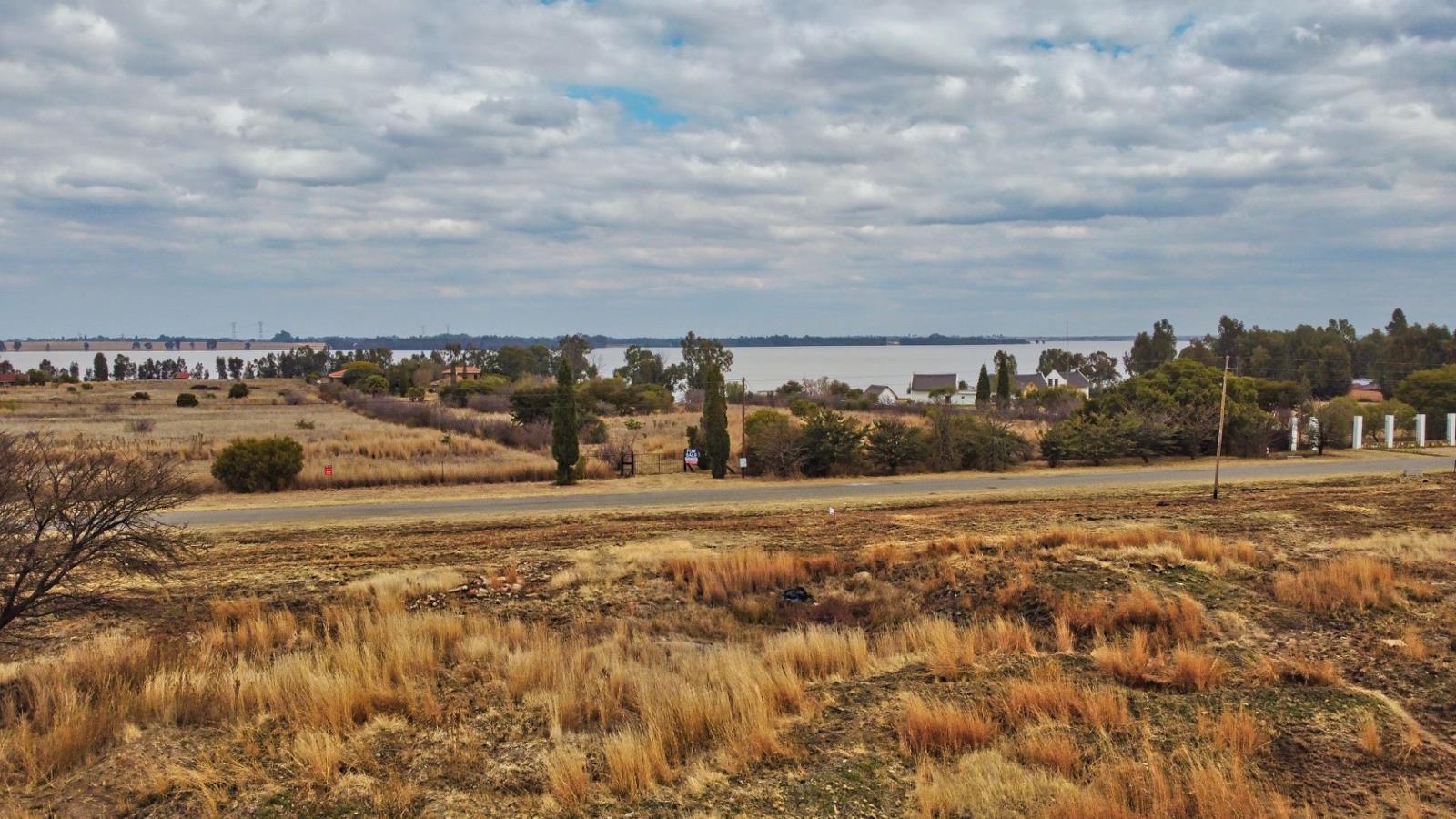 1.3 ha Land available in Vaal Marina