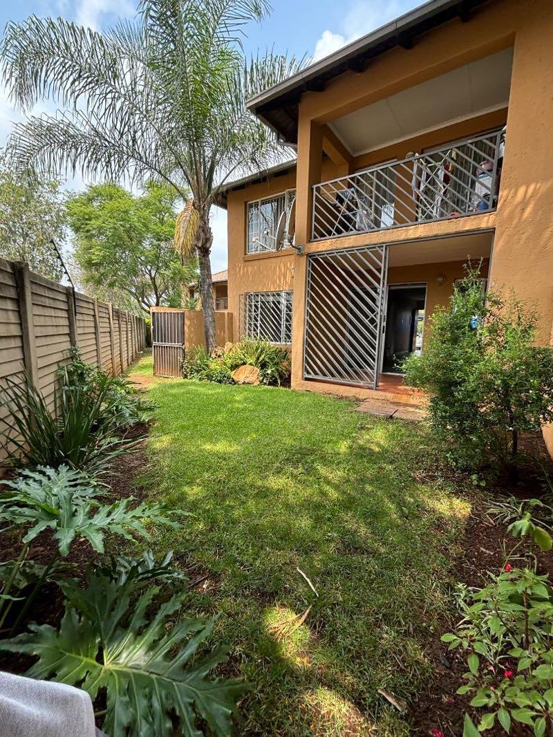 2 Bedroom Townhouse in Moreleta Park