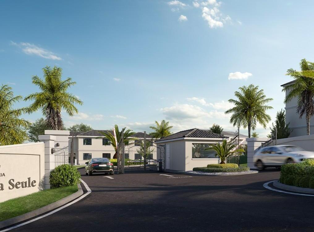 3 Bedroom Simplex in Carlswald Estate