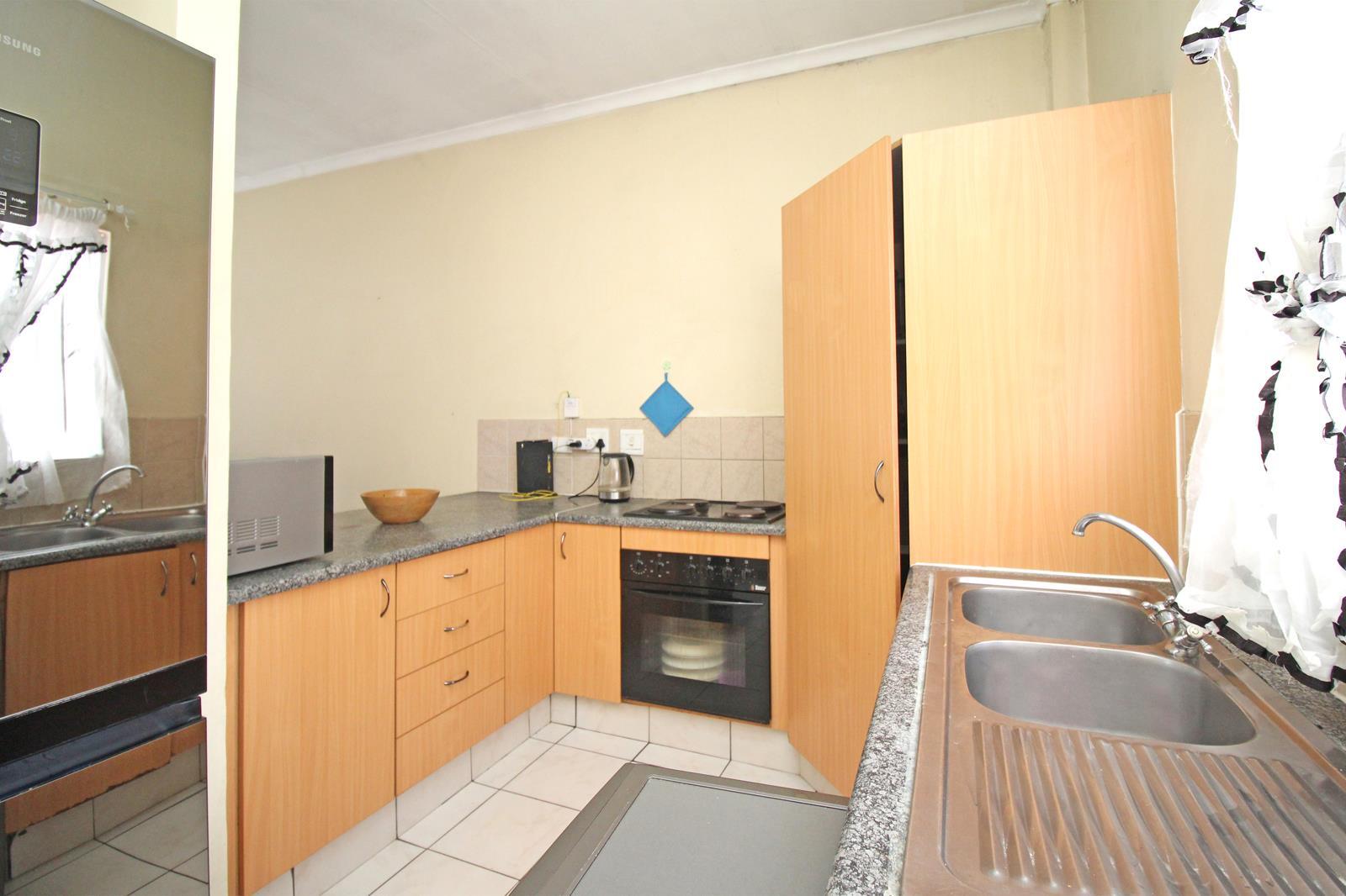 2 Bedroom Apartment in Buccleuch