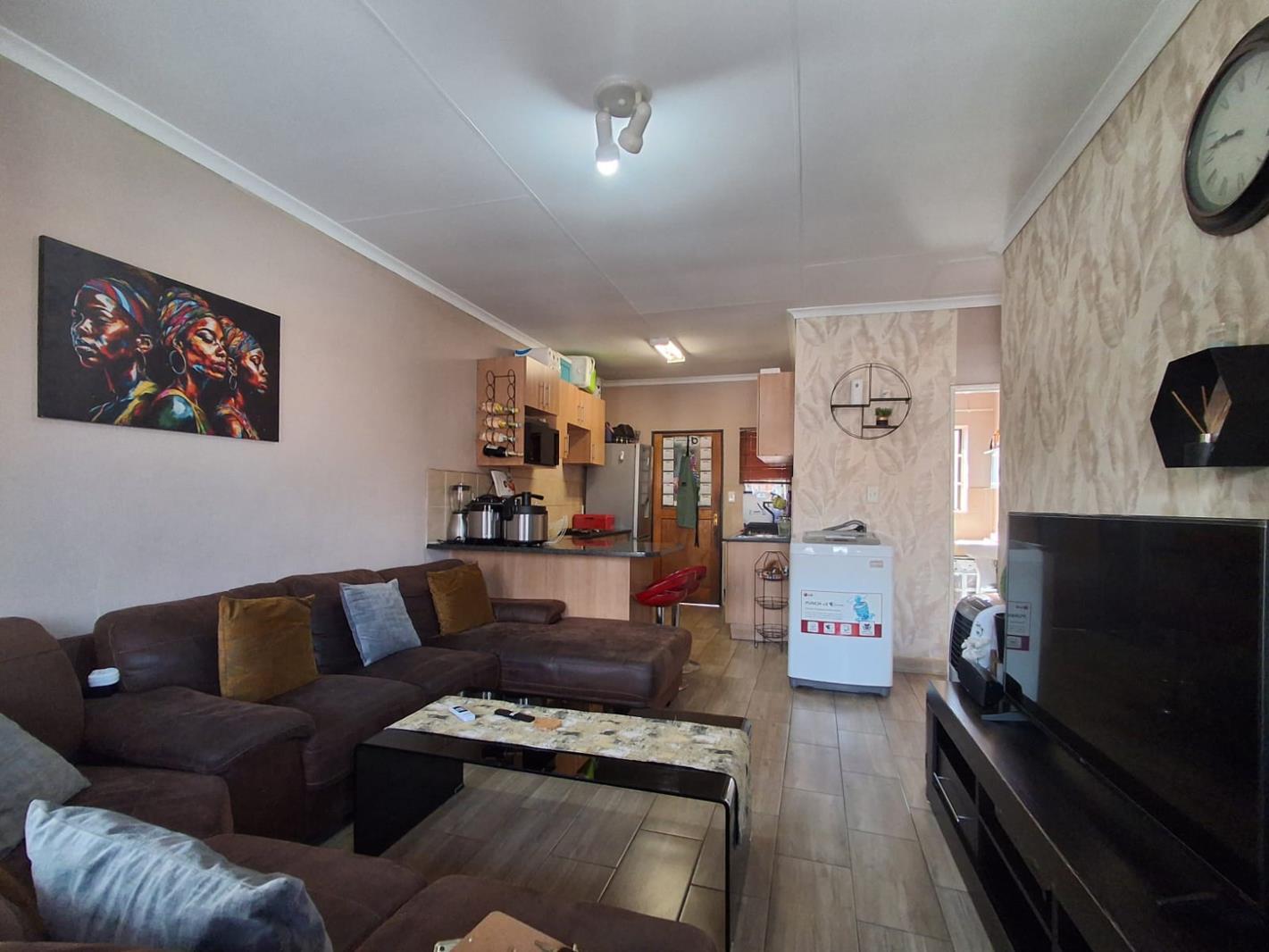 2 Bedroom Apartment in Elspark